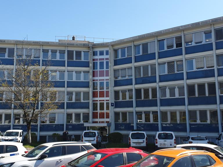 Installation sécurisée châssis cage d’escalier CERN