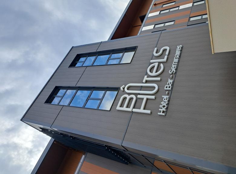 Fenêtre aluminium à double vitrage posée à Thonon-les-Bains, Haute-Savoie