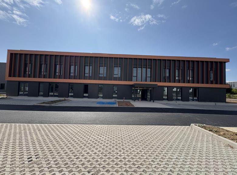 Porte d’entrée aluminium design à Clermont-Ferrand, Puy-de-Dôme