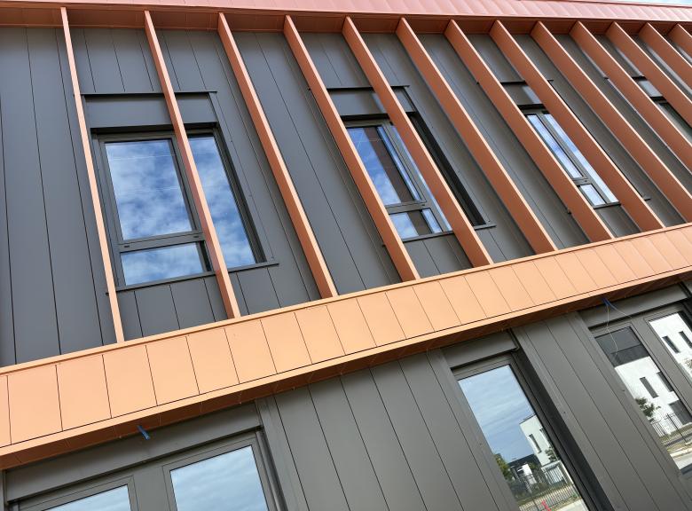 *Suivi* et *coordination* sur site