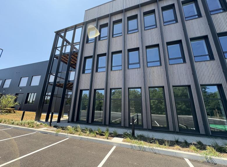 Verrières et lanterneaux aluminium sur-mesure Lyon 69